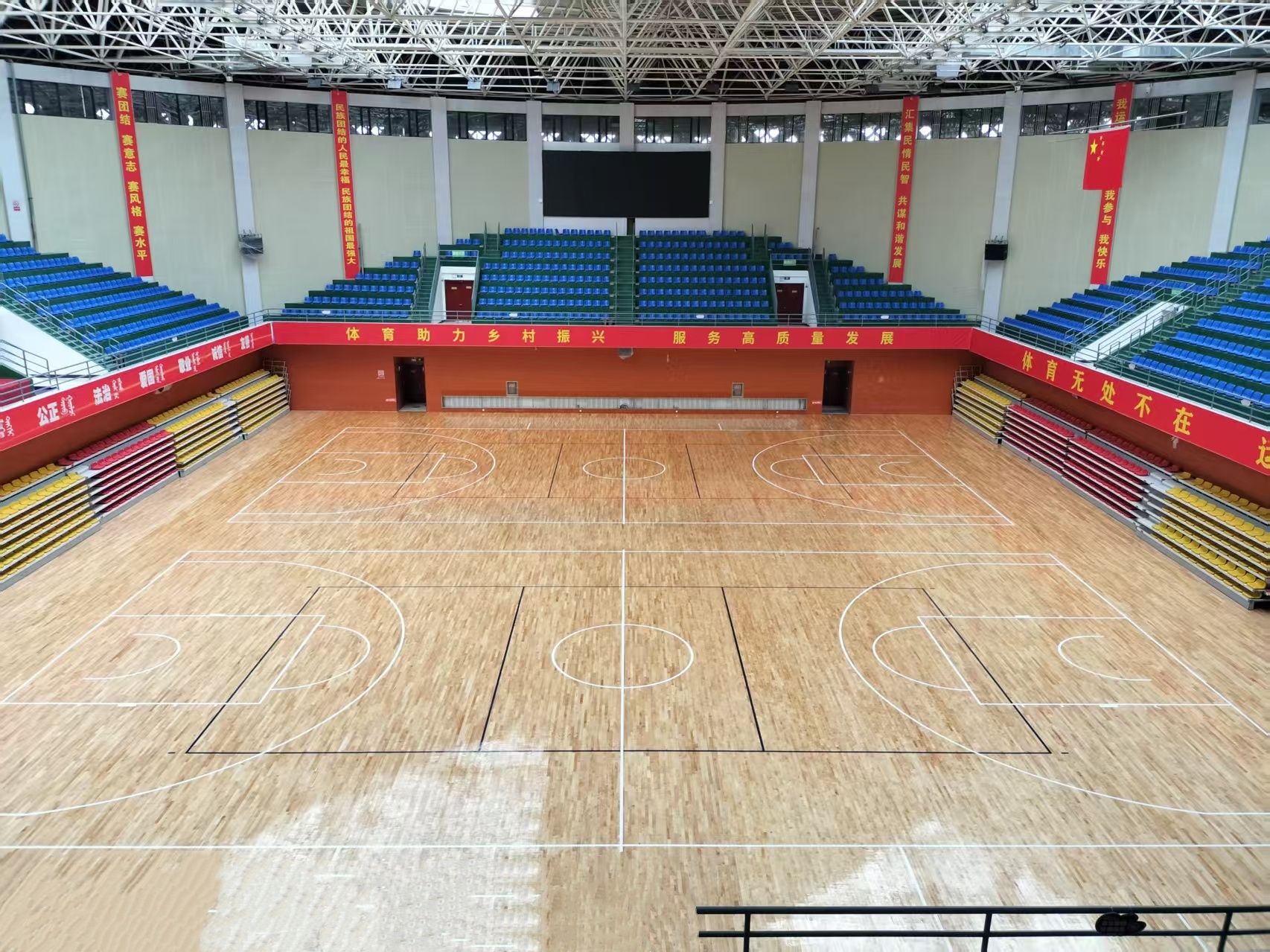 鄂尔多斯乌审旗体育馆运动木地板翻新