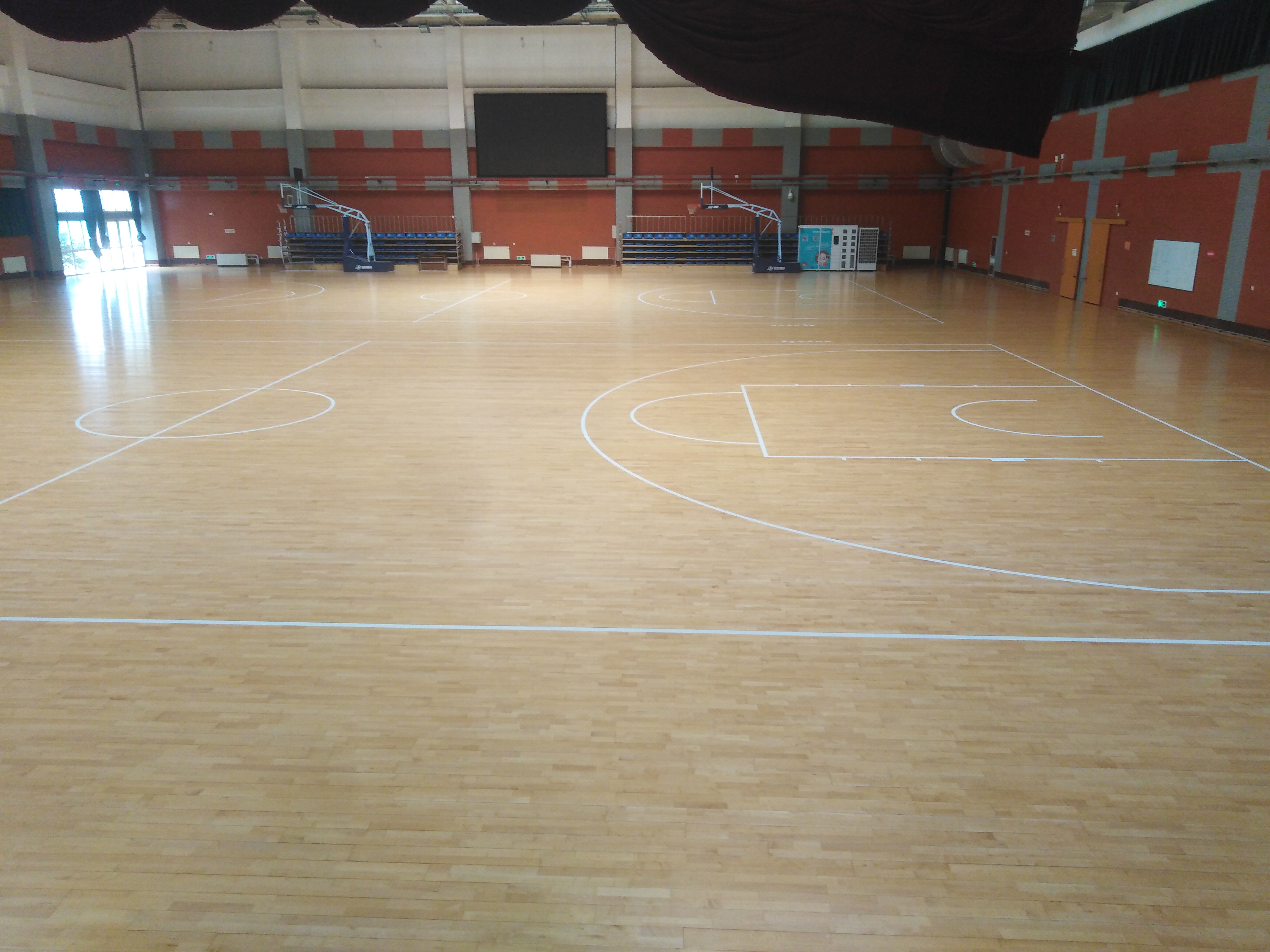 兰州羽毛球馆运动木地板翻新