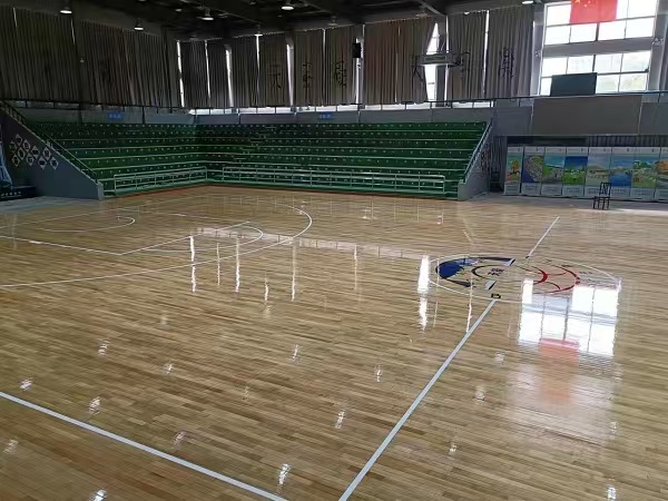 篮球馆木地板翻新