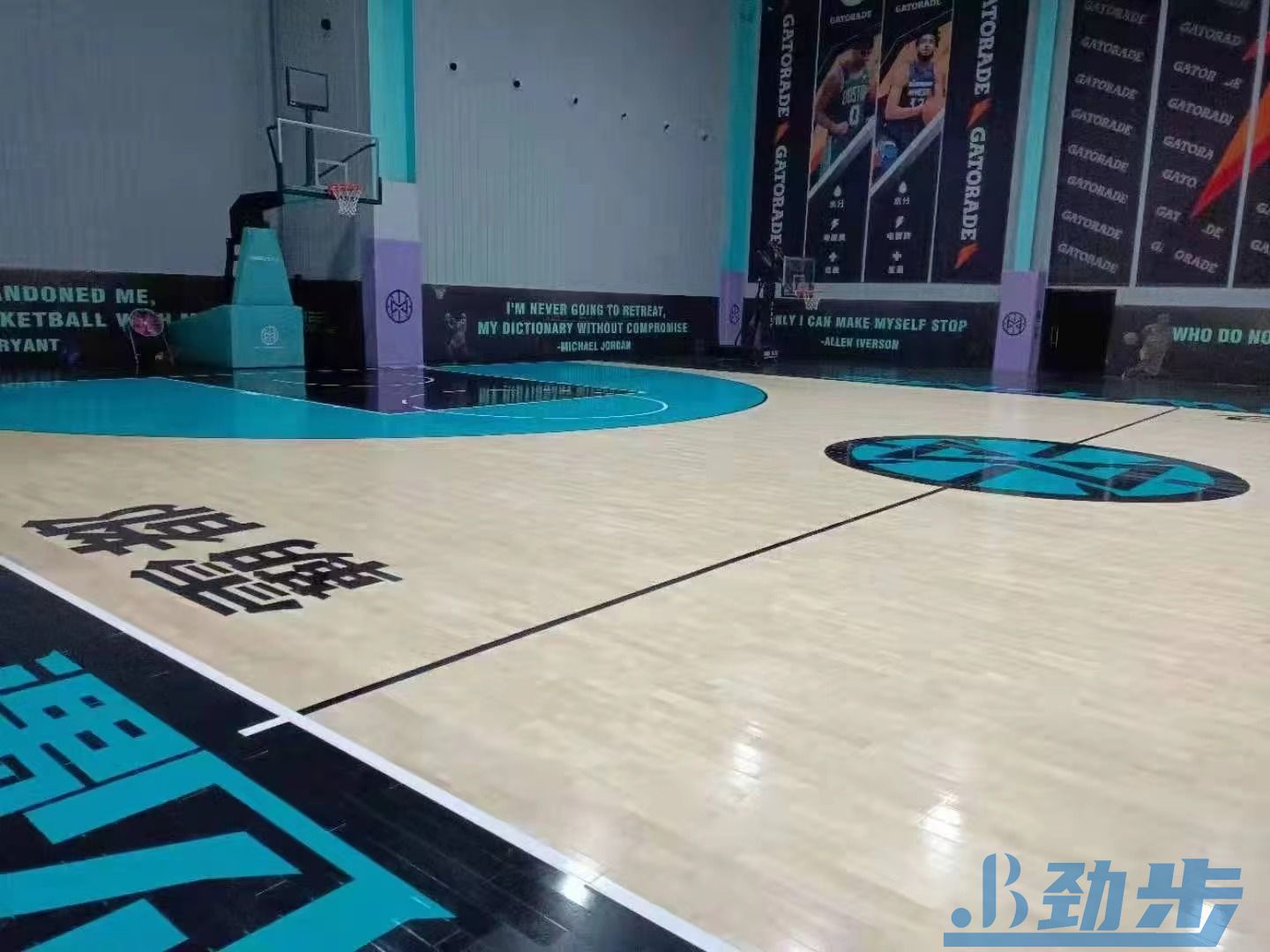 商业篮球馆运动木地板翻新——品牌形象与商业价值的双重提升