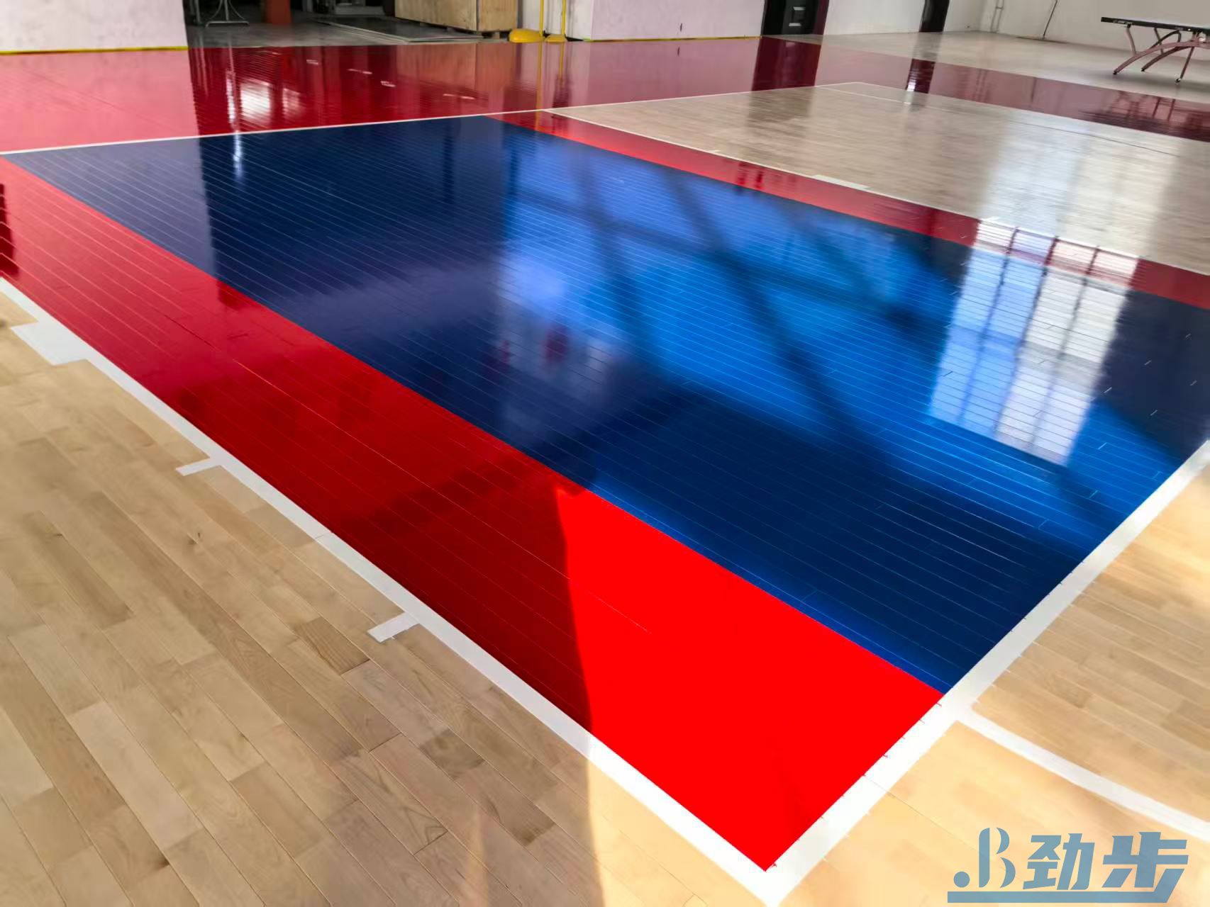 运动木地板翻新用的漆有哪些？选对漆料，让赛场重焕专业质感