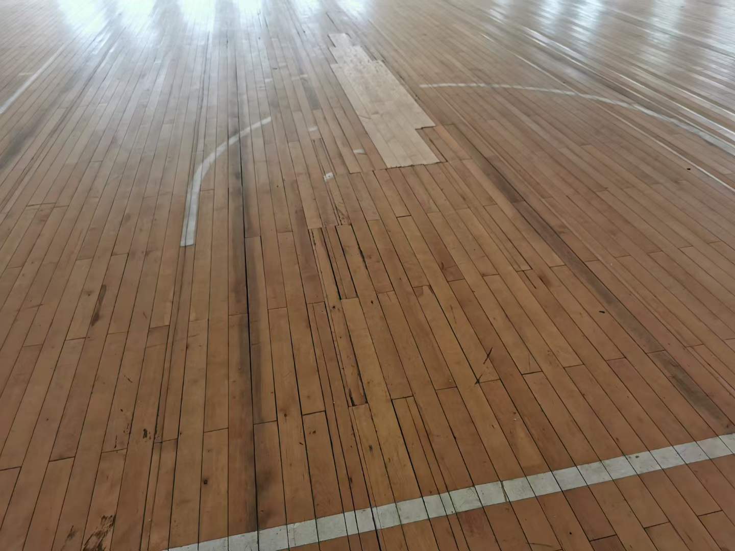 篮球场翻新改造方案