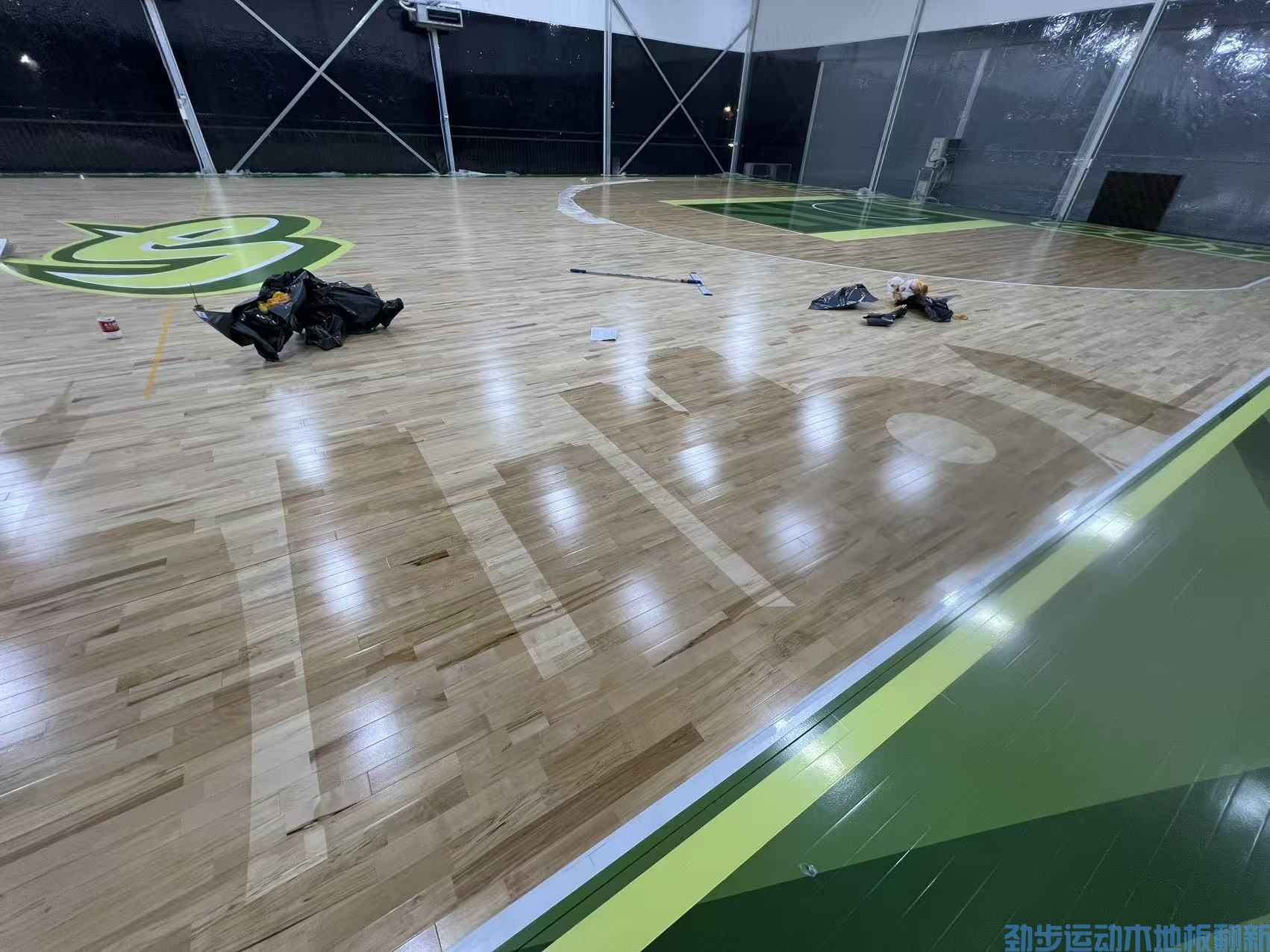 篮球馆运动地板翻新