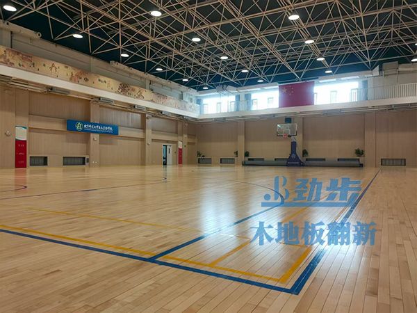 篮球馆地板翻新价格 篮球馆地板翻新价格